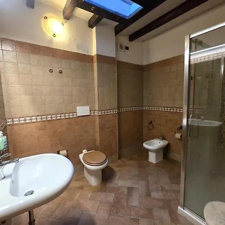 Apartament Indipendente Su Due Piani *